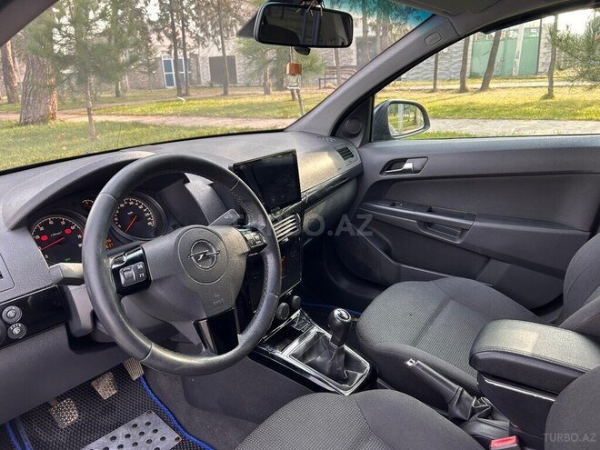 Opel Astra 2009, 238,000 km - 1.4 l - Tovuz
