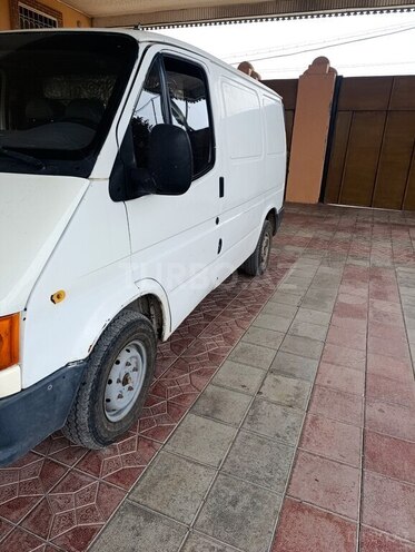 Ford Transit 2000, 710,000 km - 2.4 л - Bərdə