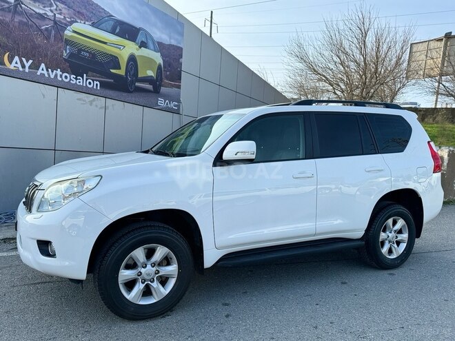 Toyota Land Cruiser Prado-3