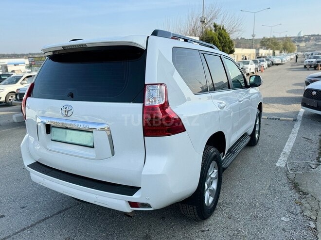 Toyota Land Cruiser Prado-6