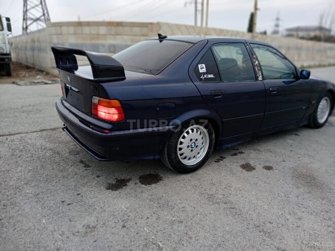 BMW 320 1993, 360,000 km - 2.0 l - Sumqayıt