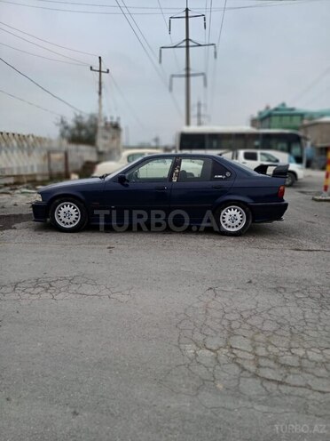 BMW 320 1993, 360,000 km - 2.0 l - Sumqayıt