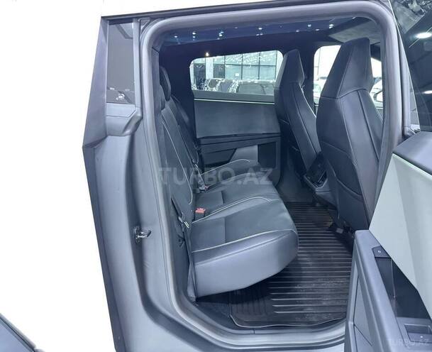 Tesla Cybertruck-13