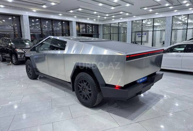Tesla Cybertruck-5