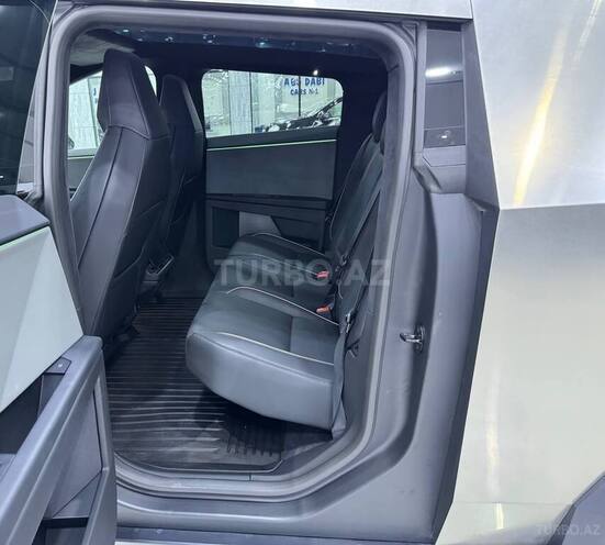Tesla Cybertruck-14