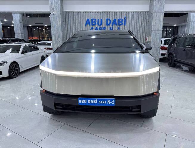 Tesla Cybertruck-2