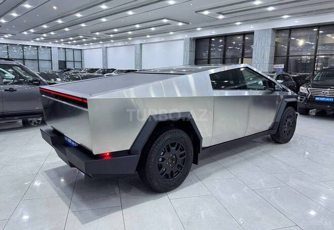 Tesla Cybertruck-6