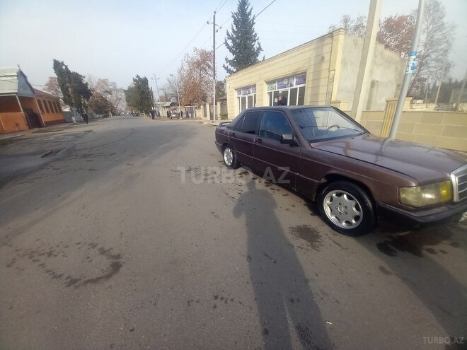 Mercedes 190 1991, 874,678 km - 1.8 л - Qazax