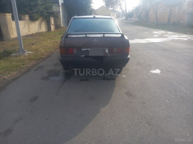 Mercedes 190 1991, 874,678 km - 1.8 л - Qazax