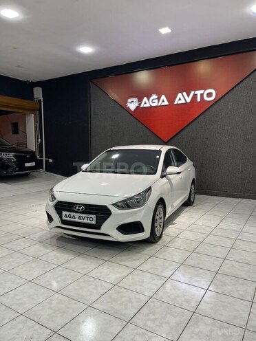 Hyundai Accent-9