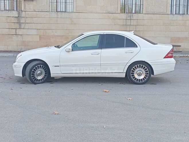 Mercedes C 220 d 2000, 346,000 km - 2.2 l - Bakı