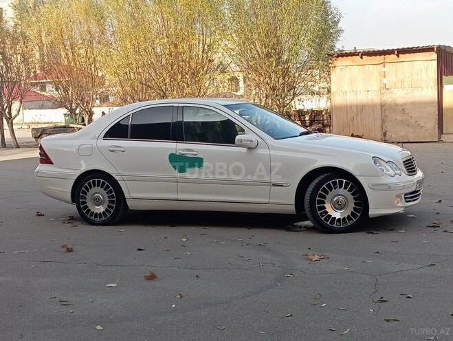 Mercedes C 220 d 2000, 346,000 km - 2.2 l - Bakı