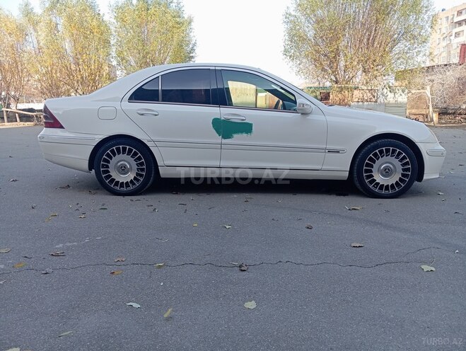 Mercedes C 220 d 2000, 346,000 km - 2.2 l - Bakı