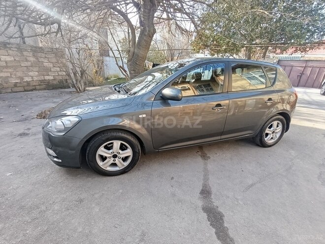 Kia Ceed 2011, 214,265 km - 1.6 l - Bakı