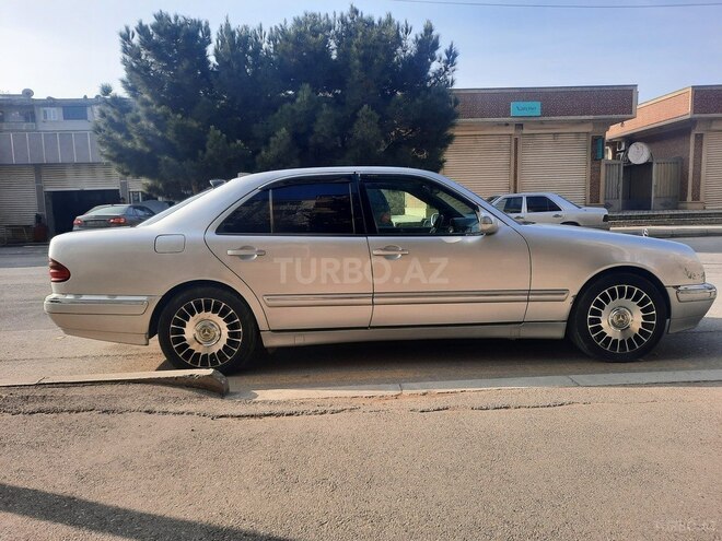 Mercedes E 220 d 2000, 456,000 km - 2.2 л - Bakı