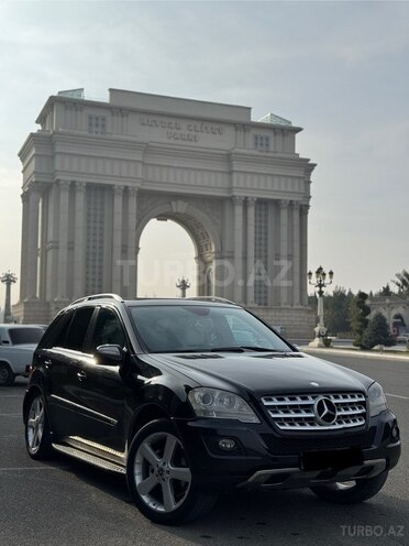 Mercedes ML 350 4MATIC 2009, 200,000 km - 3.5 l - Gəncə