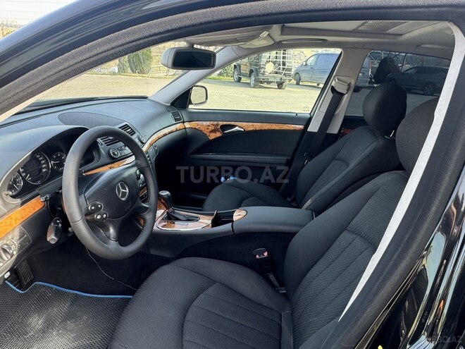 Mercedes E 220 d-10