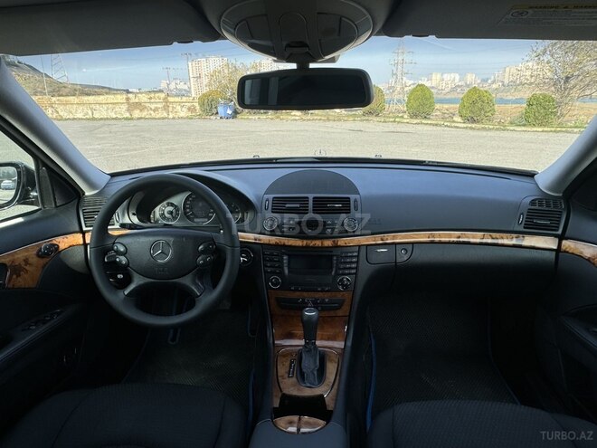 Mercedes E 220 d-9