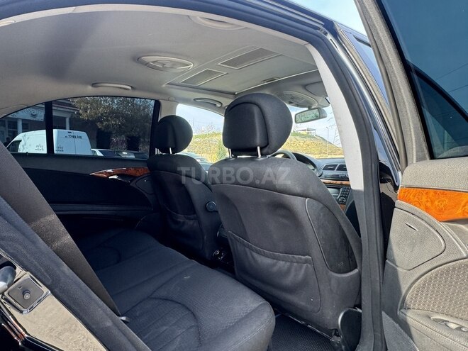 Mercedes E 220 d-8