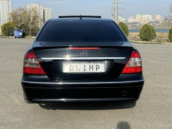 Mercedes E 220 d-5