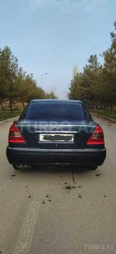 Mercedes E 220 1996, 556,076 km - 2.2 l - Hacıqabul