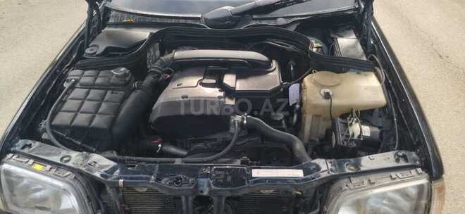 Mercedes E 220 1996, 556,076 km - 2.2 l - Hacıqabul