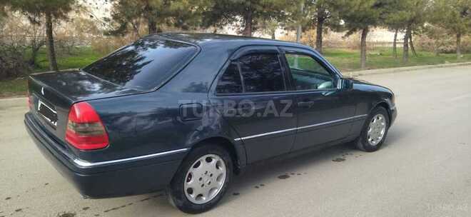 Mercedes E 220 1996, 556,076 km - 2.2 l - Hacıqabul