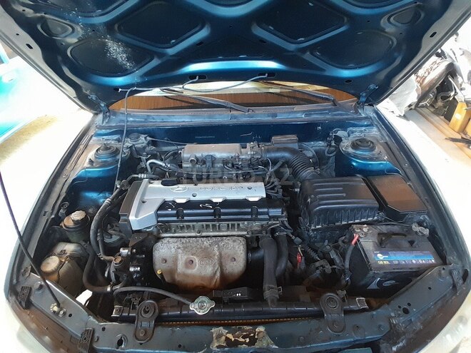 Hyundai Elantra 2001, 220,000 km - 2.0 л - Bakı