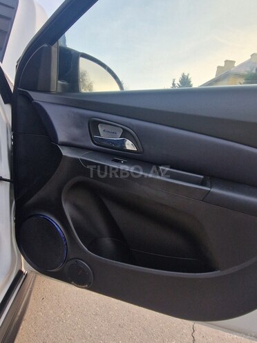 Chevrolet Cruze 2010, 300,200 km - 1.4 л - Bakı