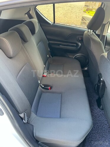 Toyota Aqua 2018, 83,000 km - 1.5 l - Bakı