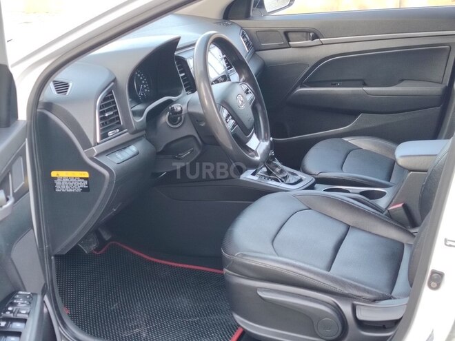 Hyundai Avante 2016, 198,000 km - 1.6 l - Bakı