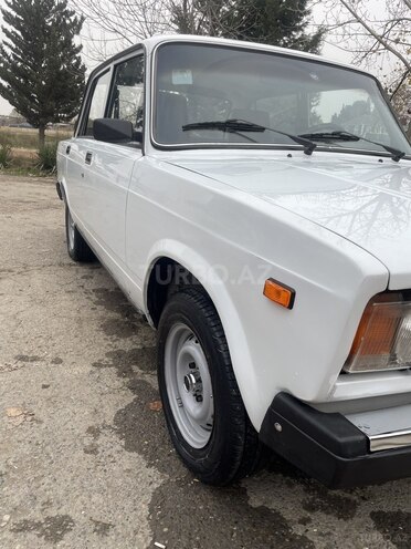 LADA (VAZ) 2107 2003, 20,000 km - 1.6 л - Şirvan
