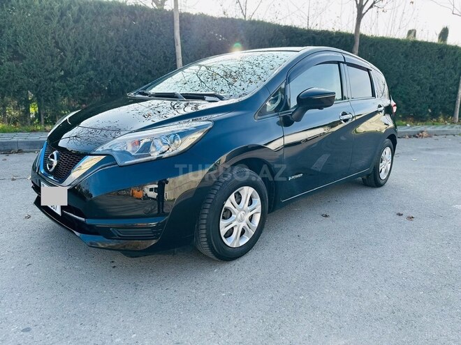 Nissan Note-4