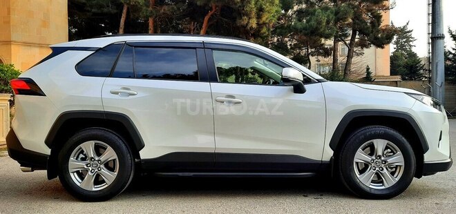 Toyota RAV4 2023, 17,000 km - 2.5 л - Bakı