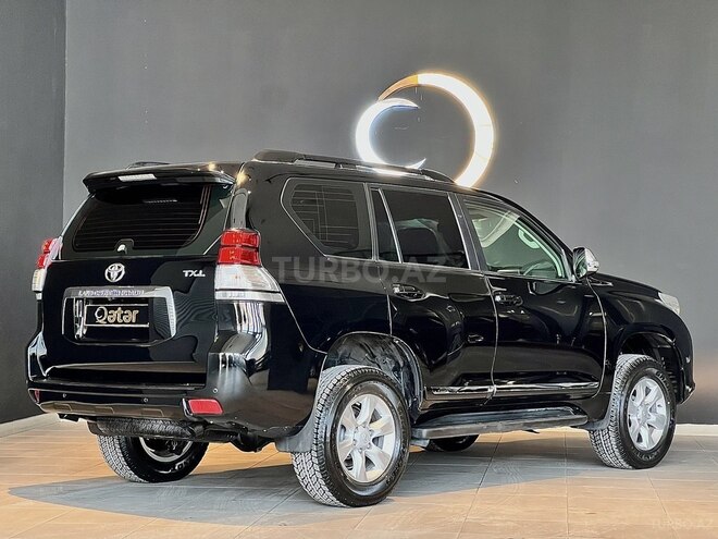 Toyota Land Cruiser Prado-21