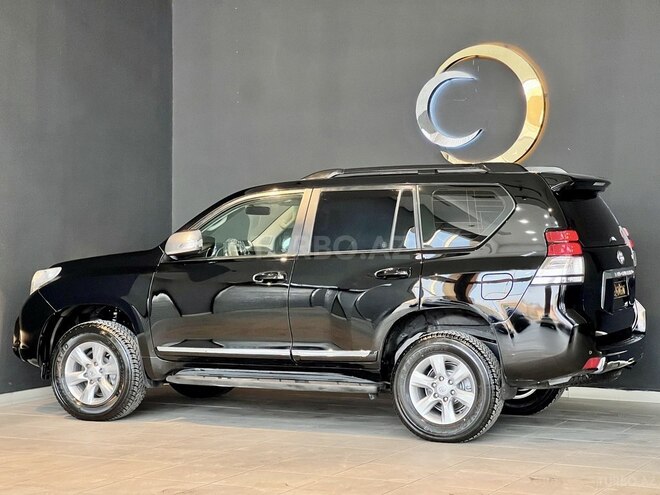 Toyota Land Cruiser Prado-7