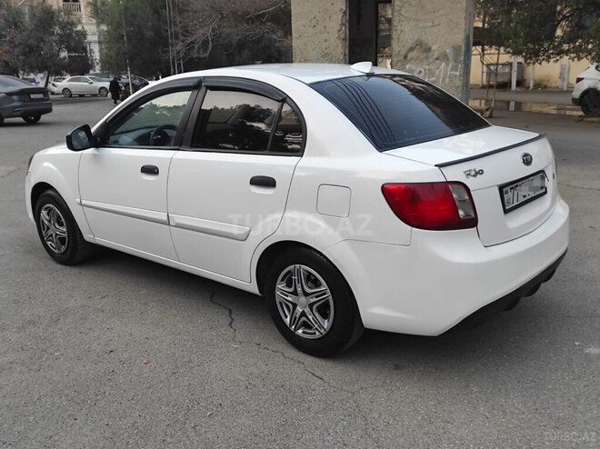 Kia Rio 2011, 270,000 km - 1.4 л - Bakı