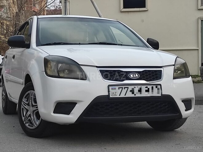 Kia Rio 2011, 270,000 km - 1.4 л - Bakı