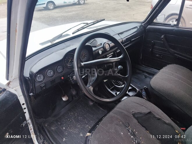 LADA (VAZ) 2106 1986, 25,600 km - 1.3 l - Sabirabad