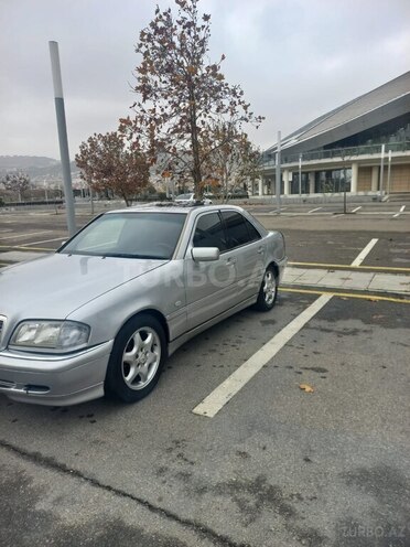 Mercedes C 180 1999, 256,800 km - 1.8 л - Bakı
