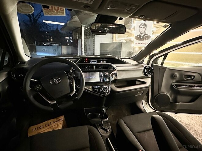Toyota Aqua 2018, 120,000 km - 1.5 l - Bakı