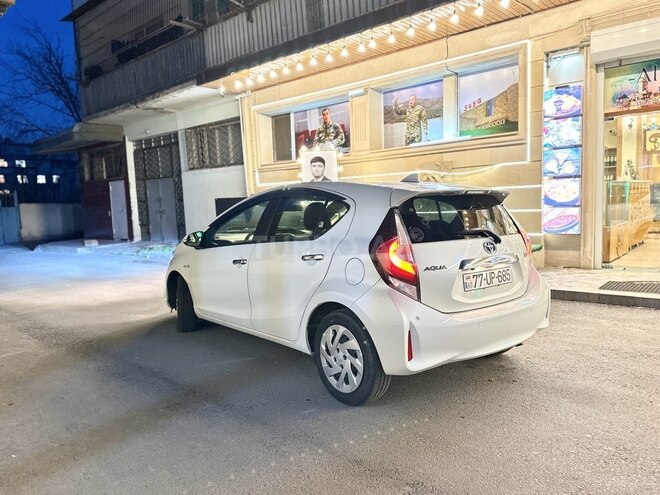 Toyota Aqua 2018, 120,000 km - 1.5 l - Bakı