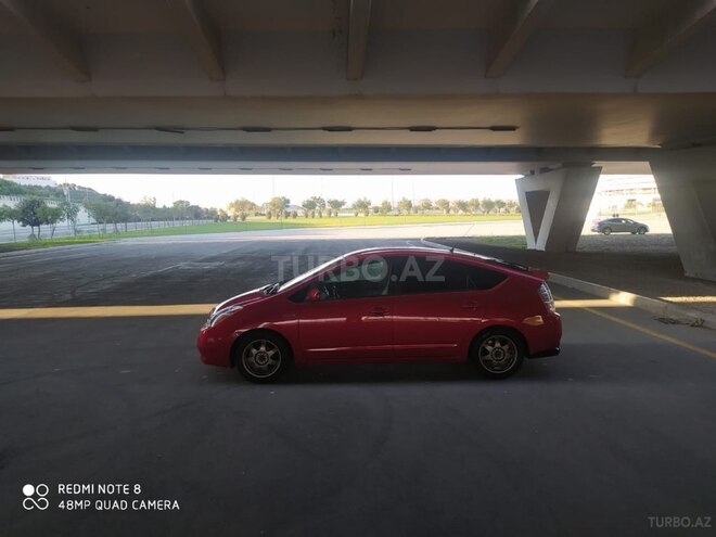 Toyota Prius-8