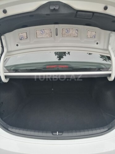 Hyundai Accent 2019, 60,000 km - 1.6 l - Göyçay