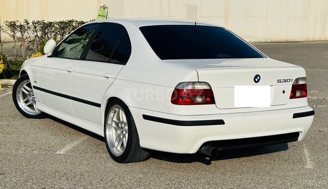 BMW 530 2000, 299,000 km - 3.0 l - Bakı