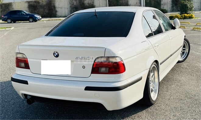 BMW 530 2000, 299,000 km - 3.0 l - Bakı