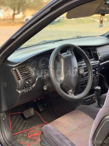 Opel Vectra 1999, 168,000 km - 2.0 l - Biləsuvar