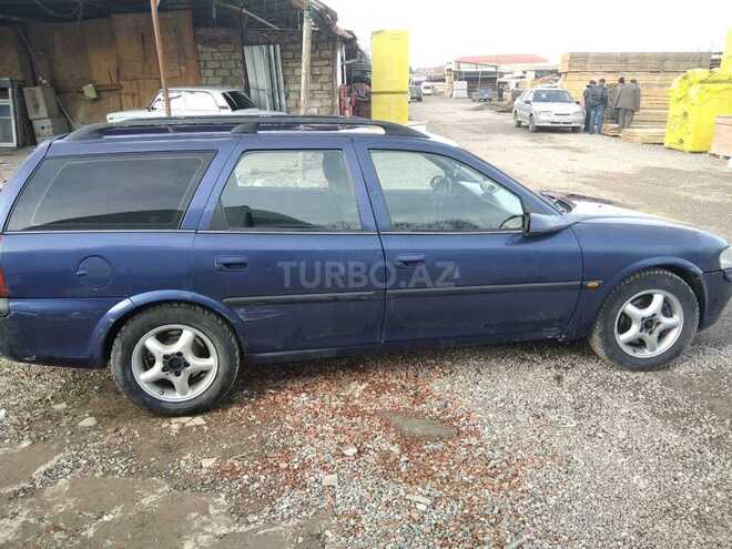 Opel Vectra 1996, 234,656 km - 2.0 l - Quba