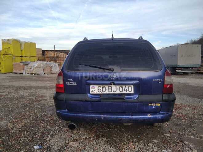 Opel Vectra 1996, 234,656 km - 2.0 l - Quba
