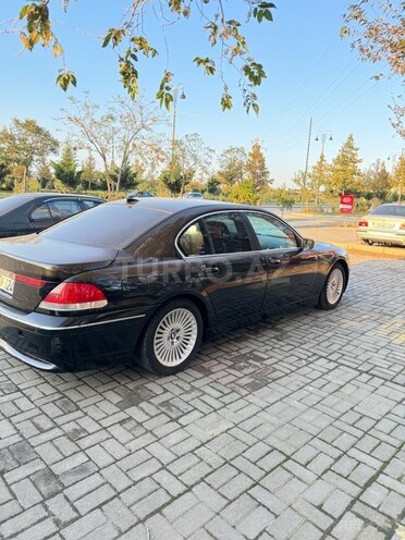 BMW 745 2001, 290,000 km - 4.4 l - Bakı